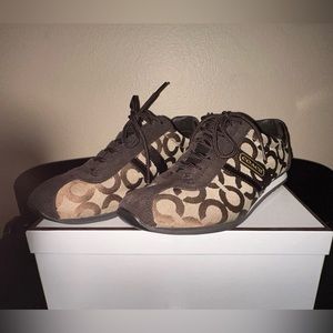 Brown logo Coach sneakers
